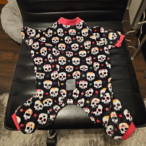 Dog PJ's & Active Fashion Bundle Box (4 Items) size M - Picture 3 of 4